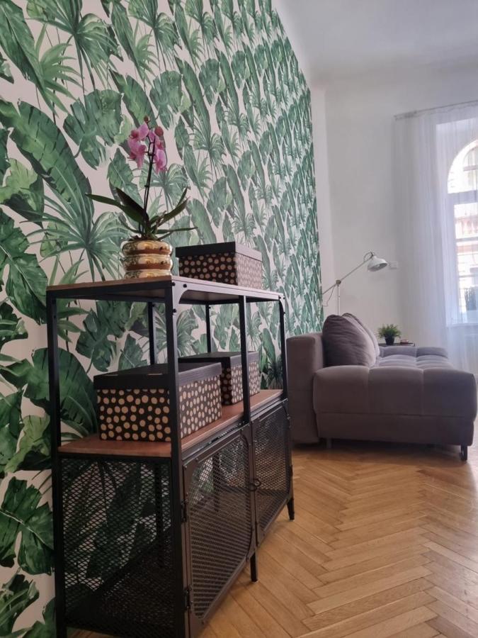 Bajnok Property Appartement